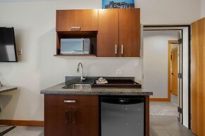 Kookaburra Lodge #302 By Bear Country