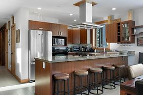 Kookaburra Lodge #302 By Bear Country