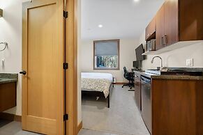 Kookaburra Lodge #302 By Bear Country