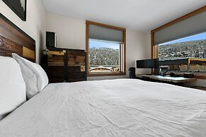 Kookaburra Lodge #302 By Bear Country