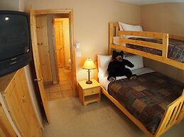 Crystal Forest #07 By Bear Country