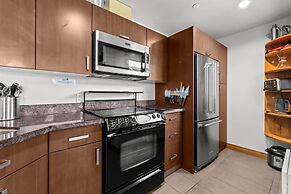 Kookaburra Lodge #401 By Bear Country