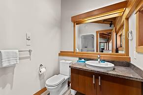 Kookaburra Lodge #401 By Bear Country