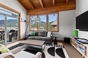 Kookaburra Lodge #401 By Bear Country