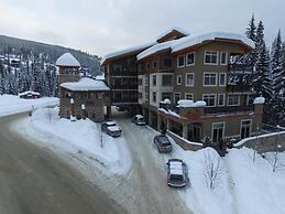 Kookaburra Lodge #202 By Bear Country