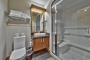 Kookaburra Lodge #202 By Bear Country