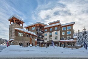 Kookaburra Lodge #202 By Bear Country