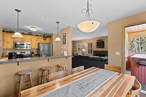 Crystal Forest #22 By Bear Country