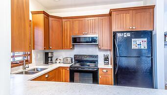 Trails Edge #25 By Bear Country