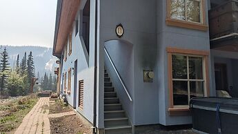 Crystal Forest #11 By Bear Country