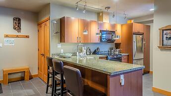 Kookaburra Lodge #301 By Bear Country