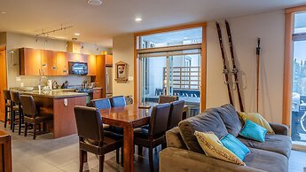 Kookaburra Lodge #301 By Bear Country