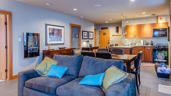 Kookaburra Lodge #301 By Bear Country