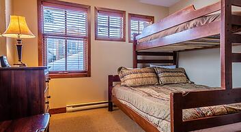 Woodhaven #36 By Bear Country