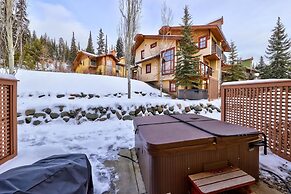 Trails Edge #17 By Bear Country