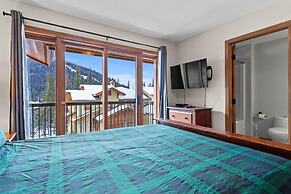 Trails Edge #17 By Bear Country