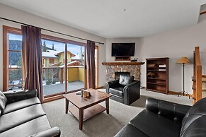 Trails Edge #17 By Bear Country