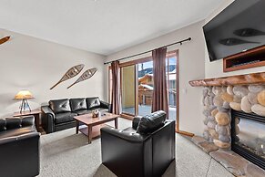 Trails Edge #17 By Bear Country