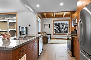 Kookaburra Lodge #203 By Bear Country