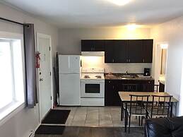 Maple Leaf Motel & RV Resort