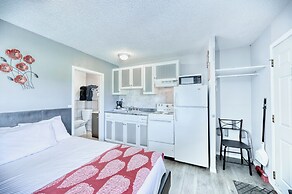 Maple Leaf Motel & RV Resort