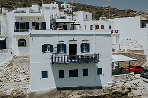Amorgis Seaside Villa