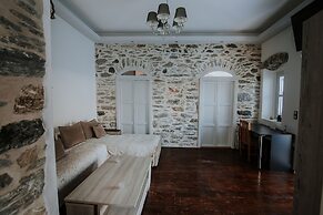 Amorgis Seaside Villa