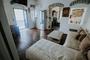 Amorgis Seaside Villa