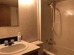 Hakuba Canadian Lodge