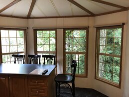 Hakuba Canadian Lodge