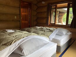 Hakuba Canadian Lodge