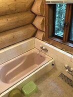 Hakuba Canadian Lodge