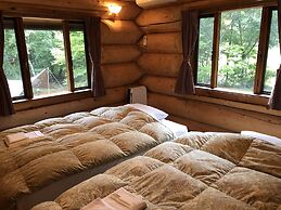 Hakuba Canadian Lodge