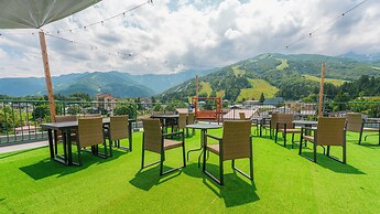 SUMMIT VIEWS HAKUBA