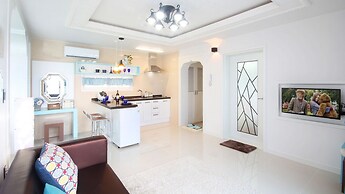 Namhae Blue & White Pension