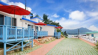Namhae Blue & White Pension