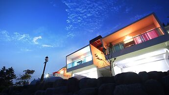 Namhae Blue & White Pension