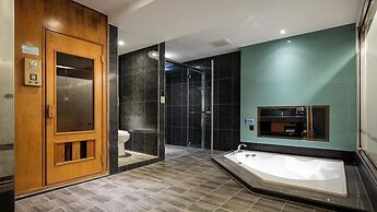 Surreal Motel - Lujhou Branch