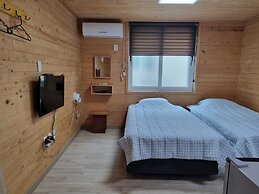 Odae Mountain Golden Light Pension