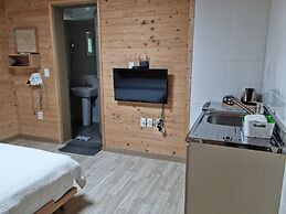 Odae Mountain Golden Light Pension