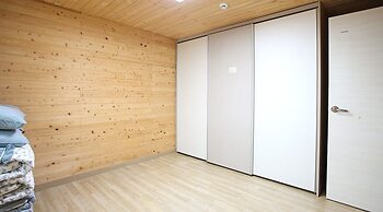 Odae Mountain Golden Light Pension