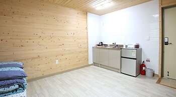 Odae Mountain Golden Light Pension