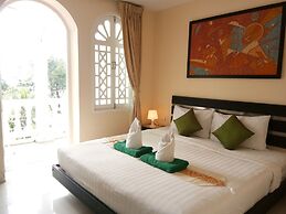 Island Patong Beachfront Apartments