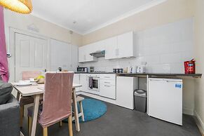 One Bedroom Apartment by Klass Living Serviced Accommodation Bellshill