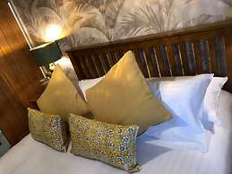 The Wheatsheaf Inn