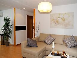 Genesis Apartments - Ebisu Building