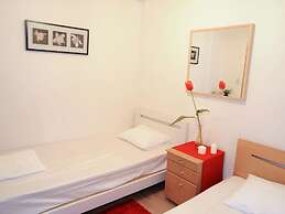 Genesis Apartments - Ebisu Building