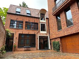 Business Guest House Groningen - Hooge der A