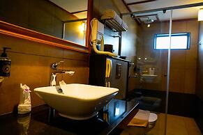 Backwater Ripples Kumarakom