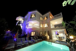 Emre White Villas 1